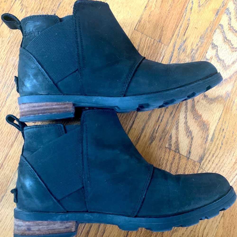 Sorel Emelie Black Chelsea Boot